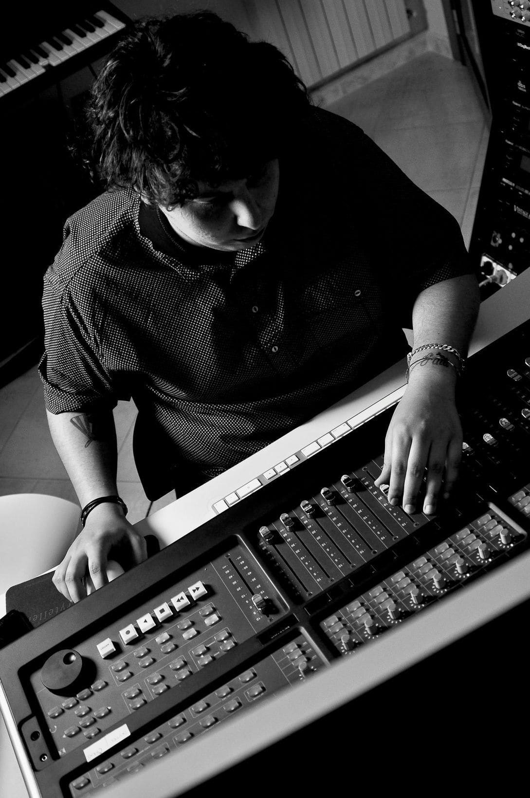 Qué debe considerar un estudio antes de lanzar un nuevo proyecto digital